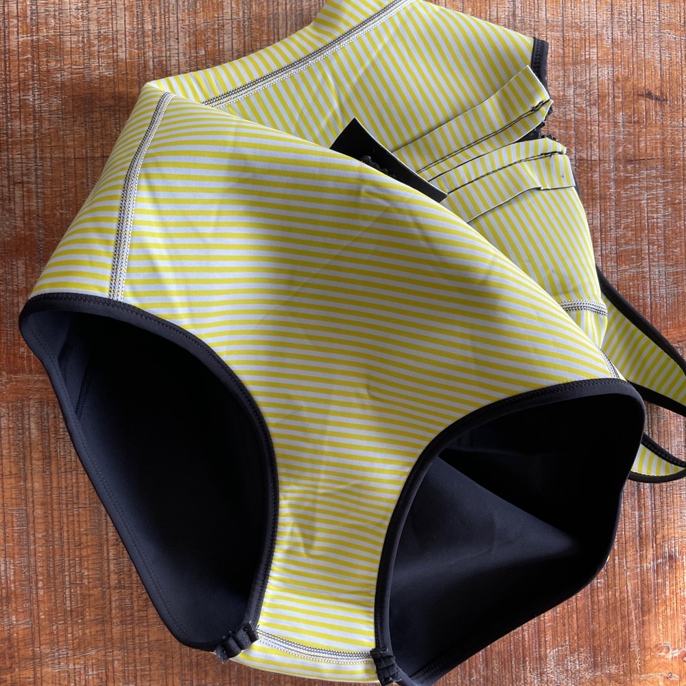 Duskii Neoprene Scoop Back Zip Front One Piece Swimsuit Women’s Large - Picture 4 of 10